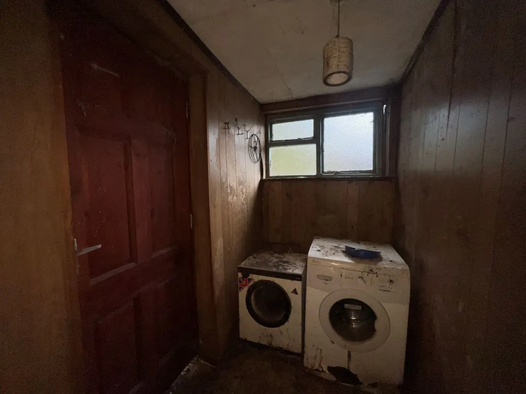 2 bedroom end terraced property in Bedworth