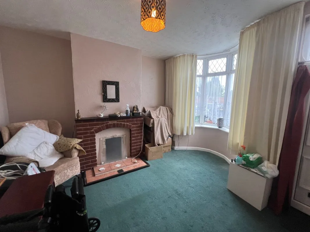 2 bedroom mid terraced property in Bilston