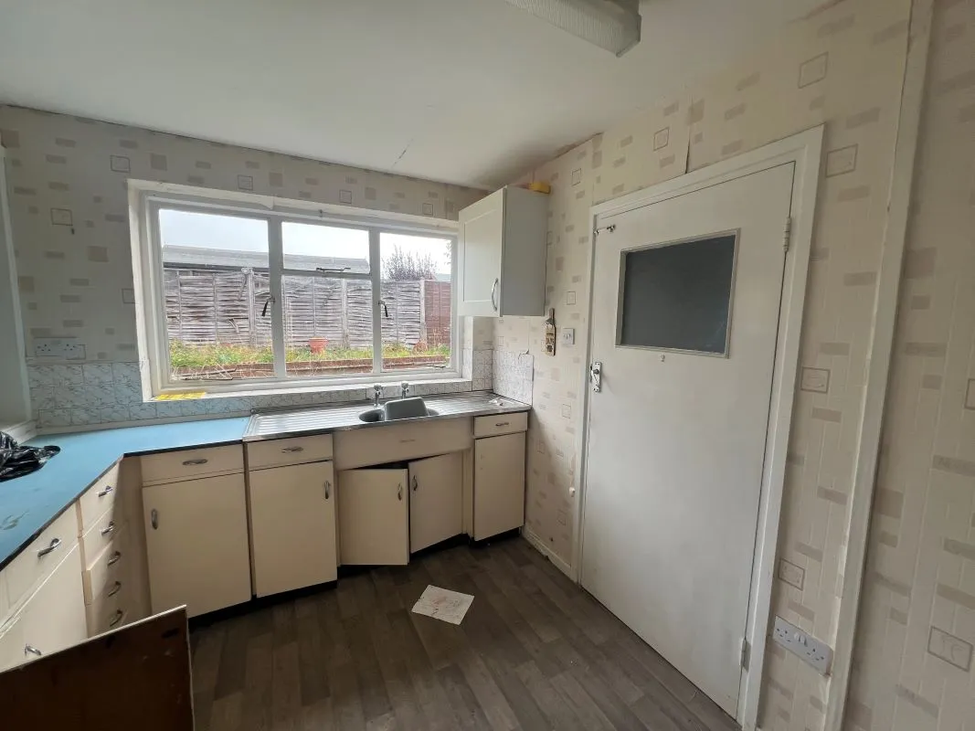 3 bedroom semi detached property in Stratford-upon-Avon