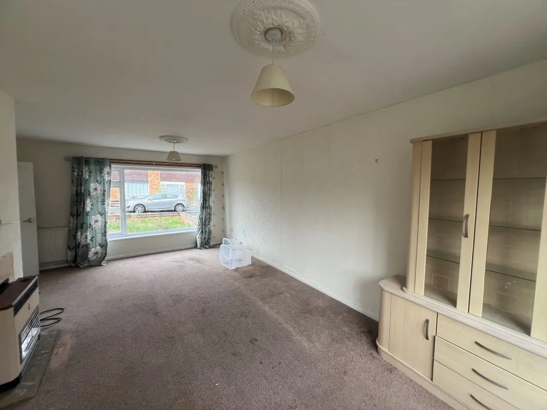 3 bedroom semi detached property in Stratford-upon-Avon