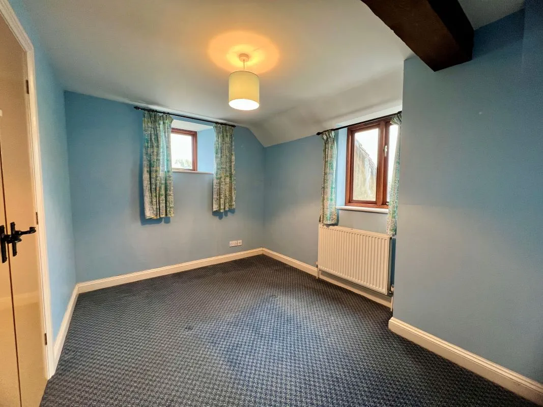 4 bedroom semi detached barn conversion in Salford