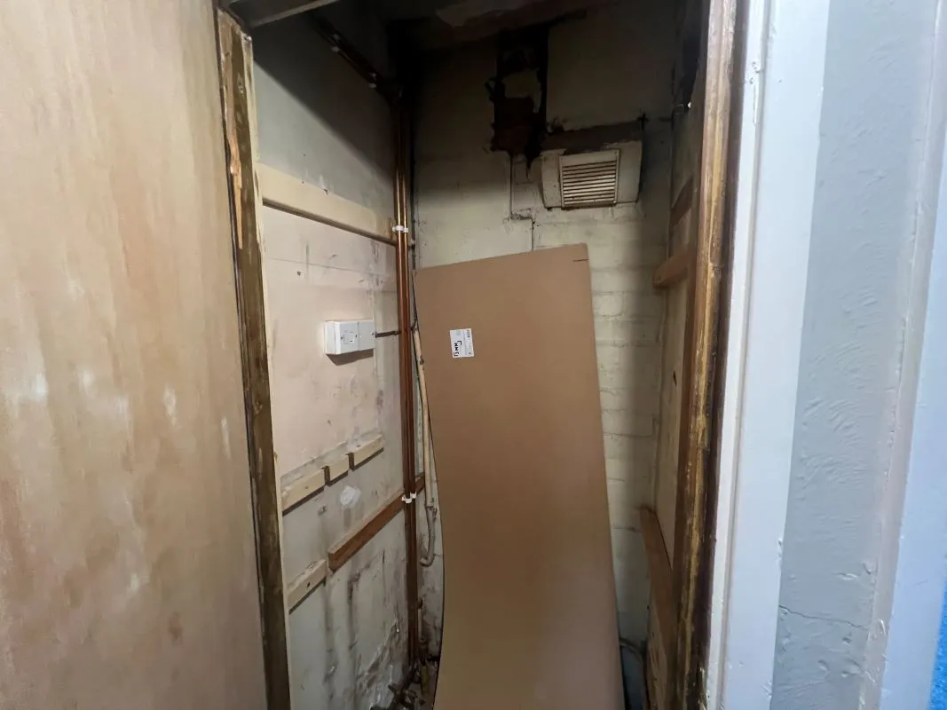 Vacant first floor flat in Cannock