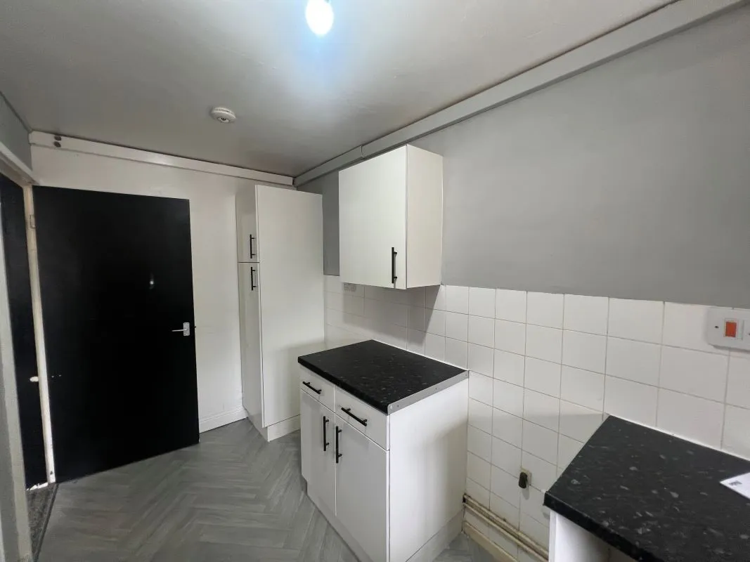 Vacant first floor flat in Cannock