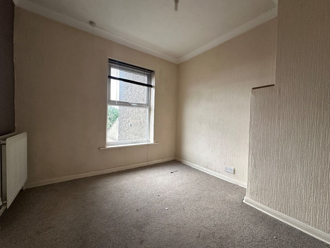 2 bedroom mid terraced house in Coalville