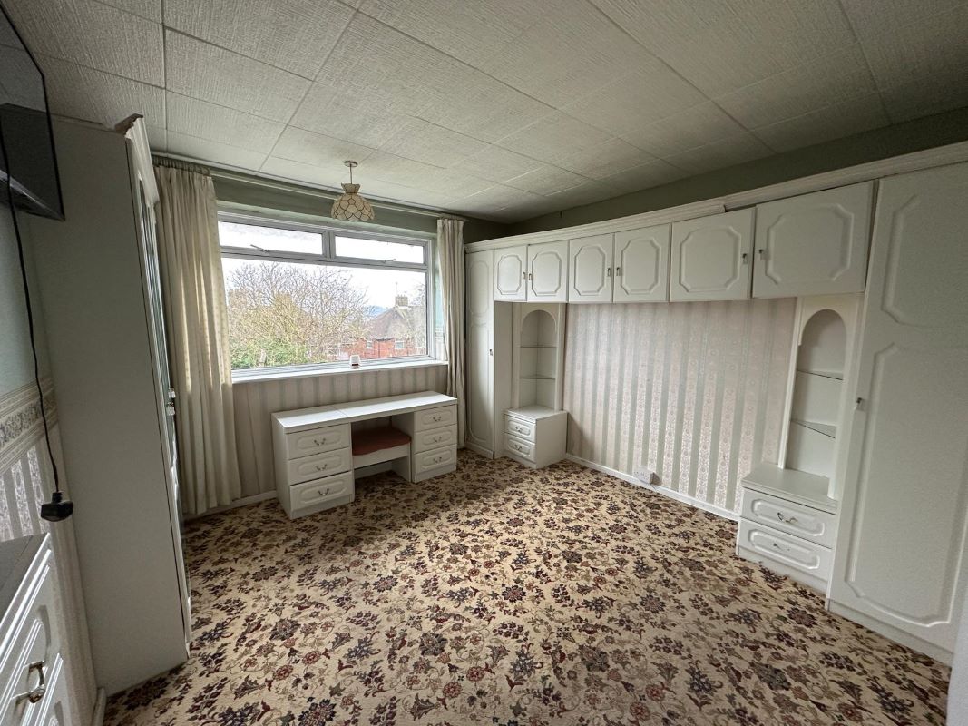 3 bedroom semi detached property in Rowley Regis