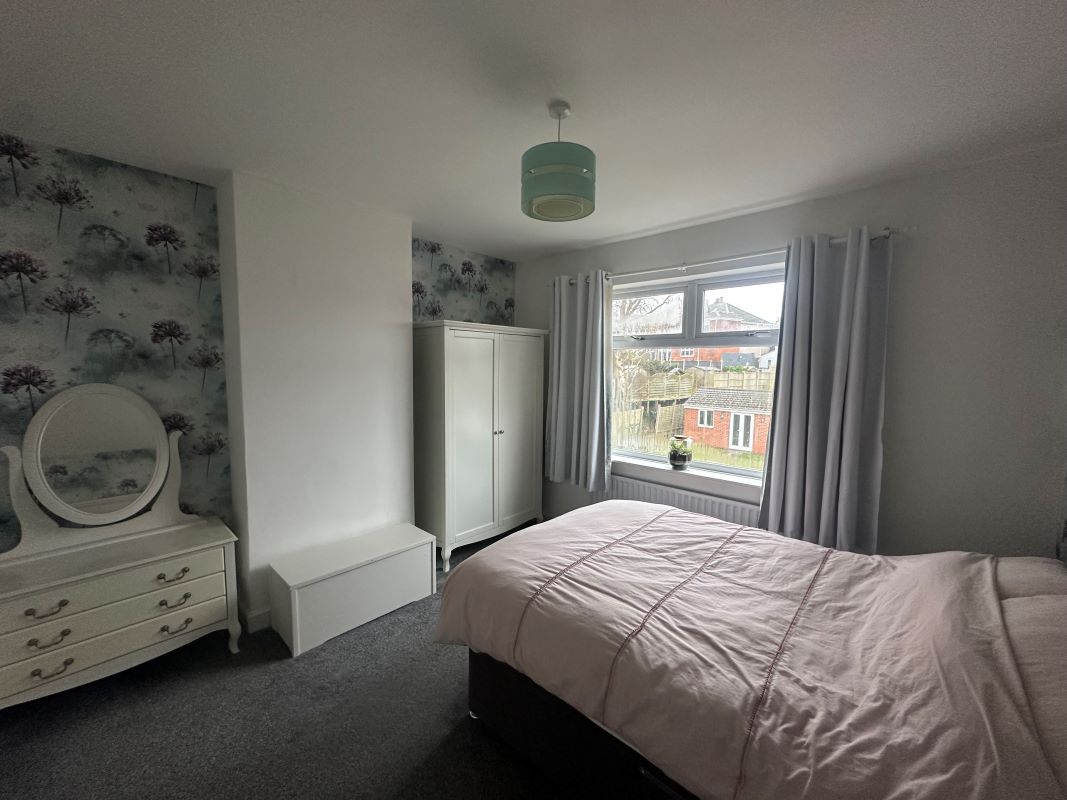 3 bedroom semi detached property in Oldbury. 