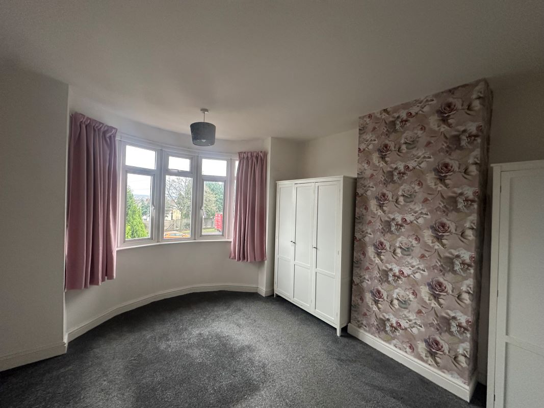 3 bedroom semi detached property in Oldbury. 