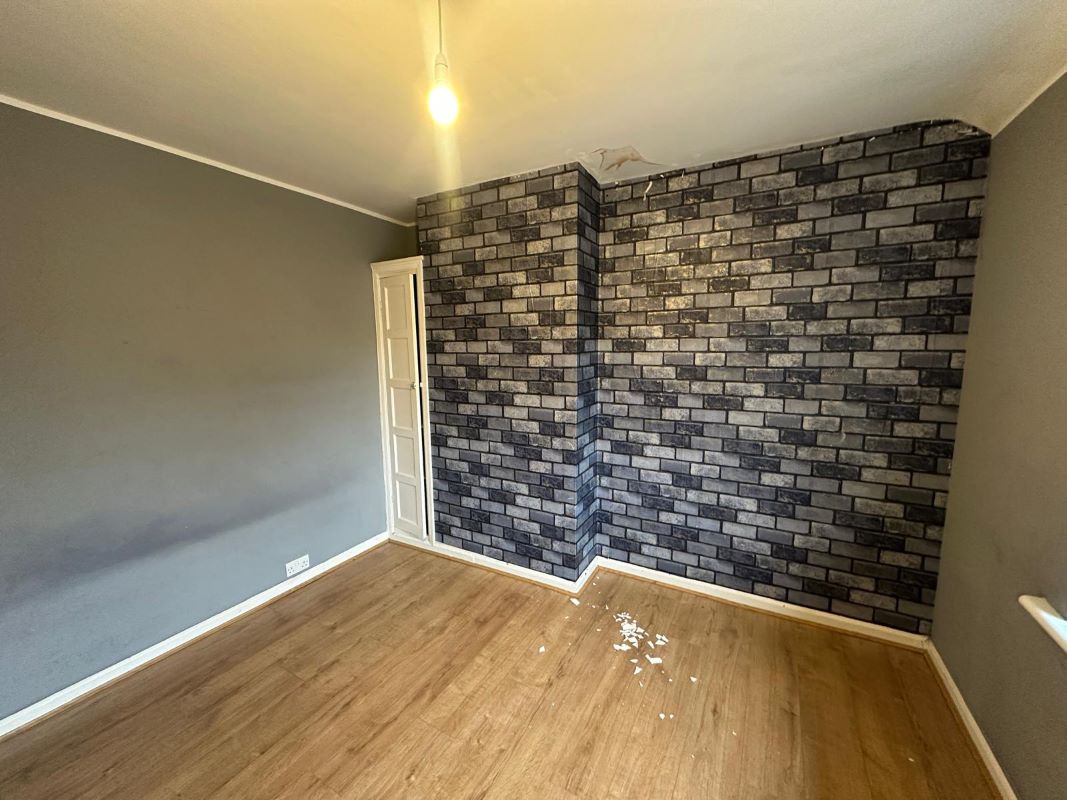 3 bedroom semi detached house in Wednesbury