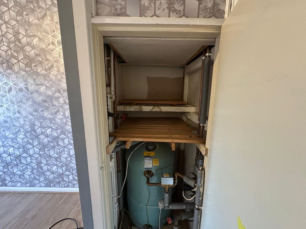 3 bedroom semi detached house in Wednesbury