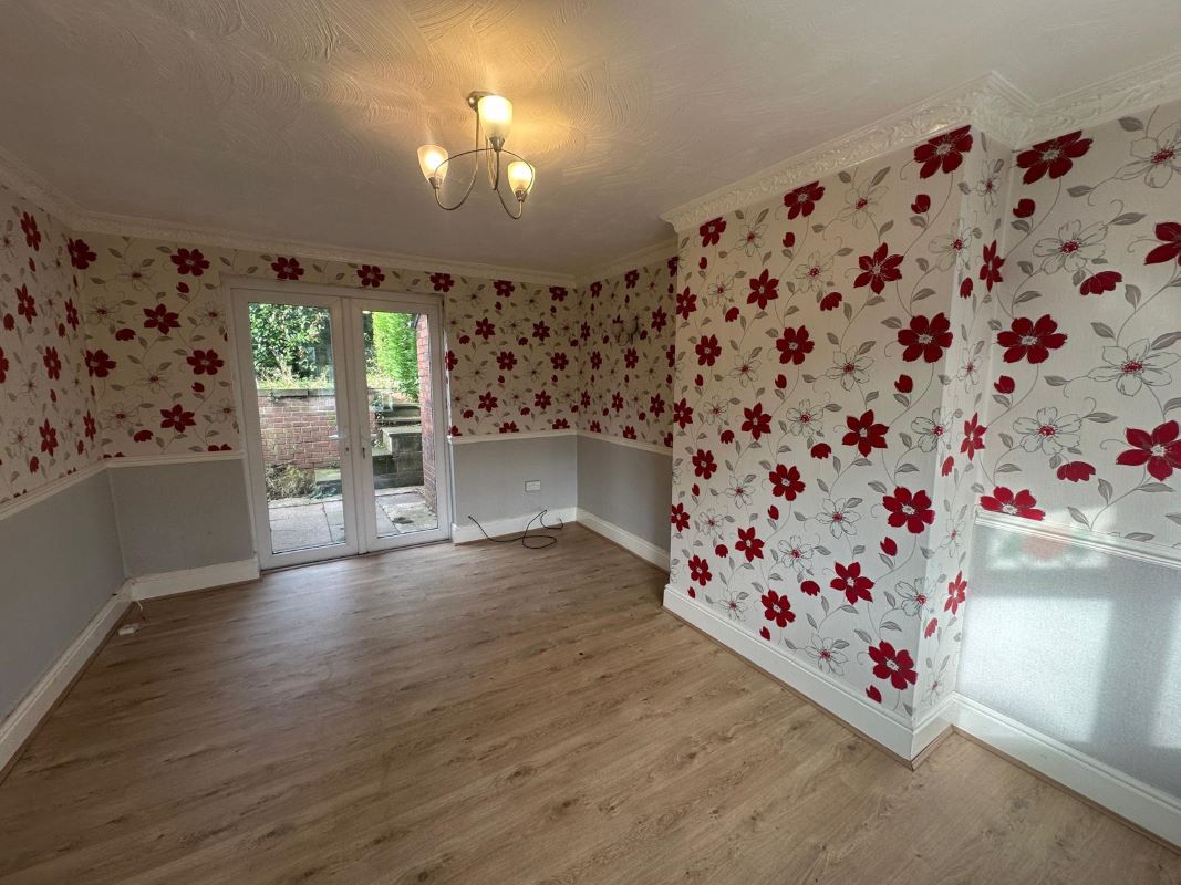 3 bedroom semi detached house in Brierley Hill