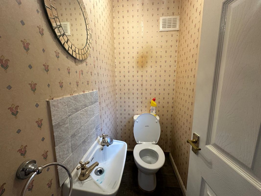 3 bedroom semi detached house in Brierley Hill
