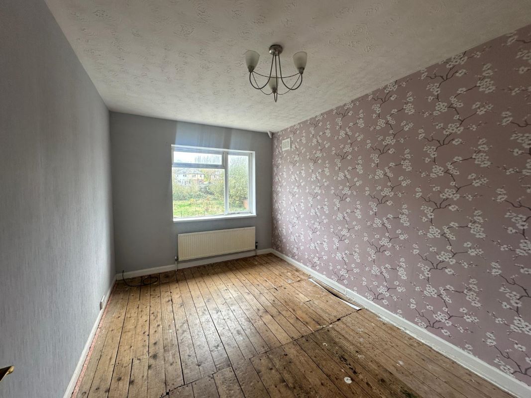 3 bedroom semi detached house in Brierley Hill