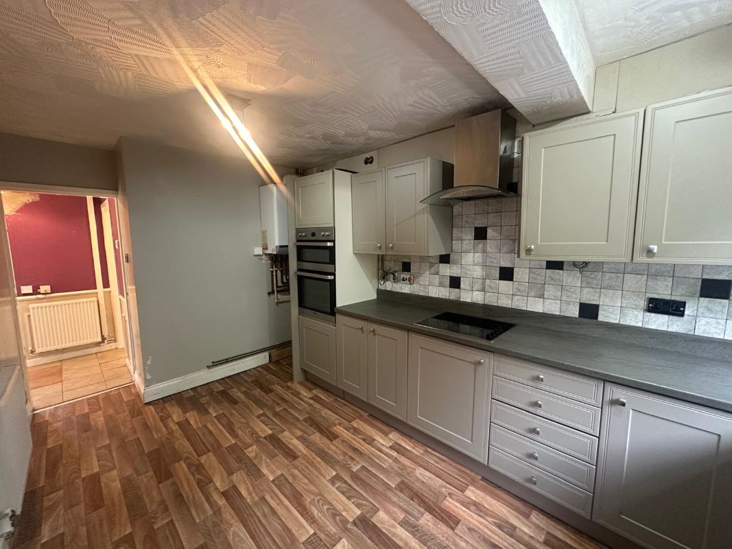 3 bedroom semi detached house in Brierley Hill
