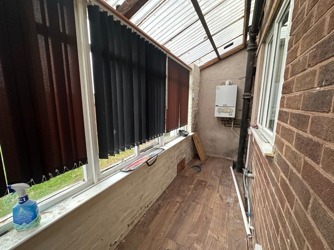 3 bedroom semi detached house in Dudley