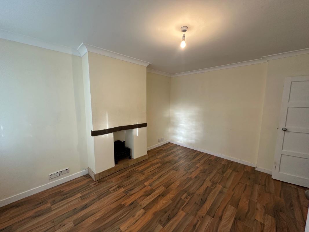 3 bedroom semi detached house in Dudley