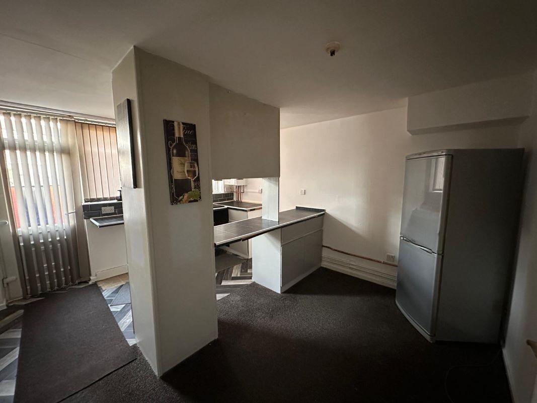 2 bedroom end terraced house in Birmingham 