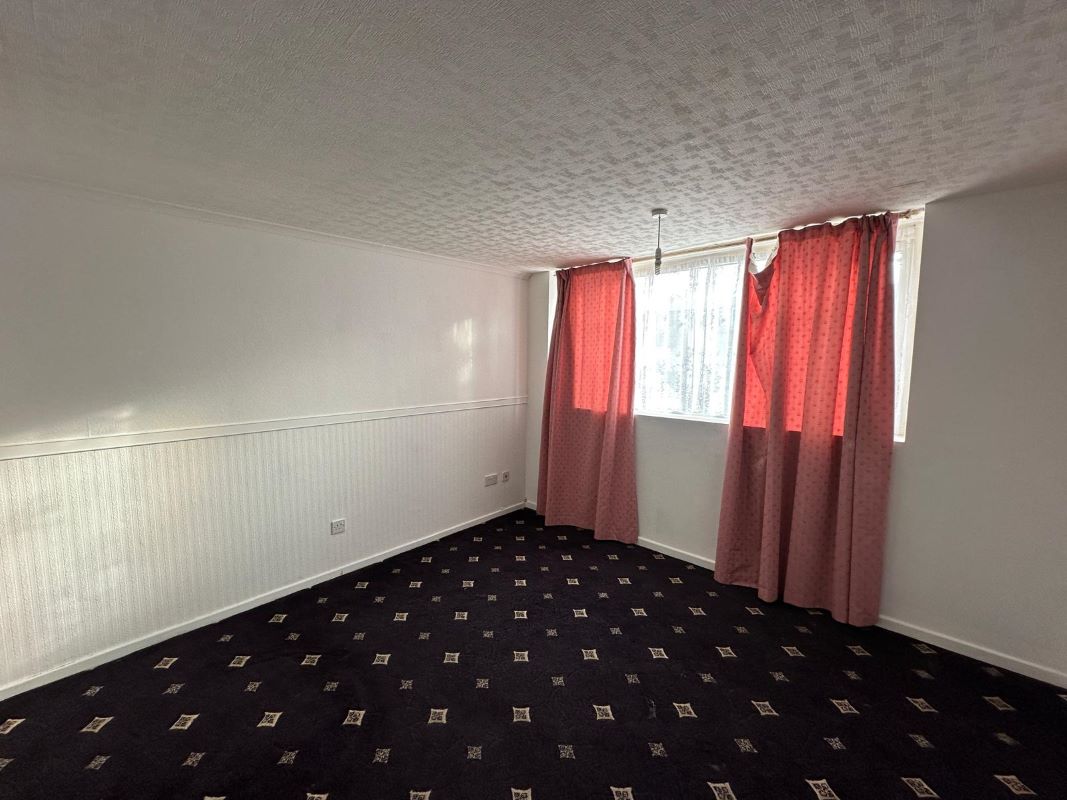 2 bedroom end terraced house in Birmingham 