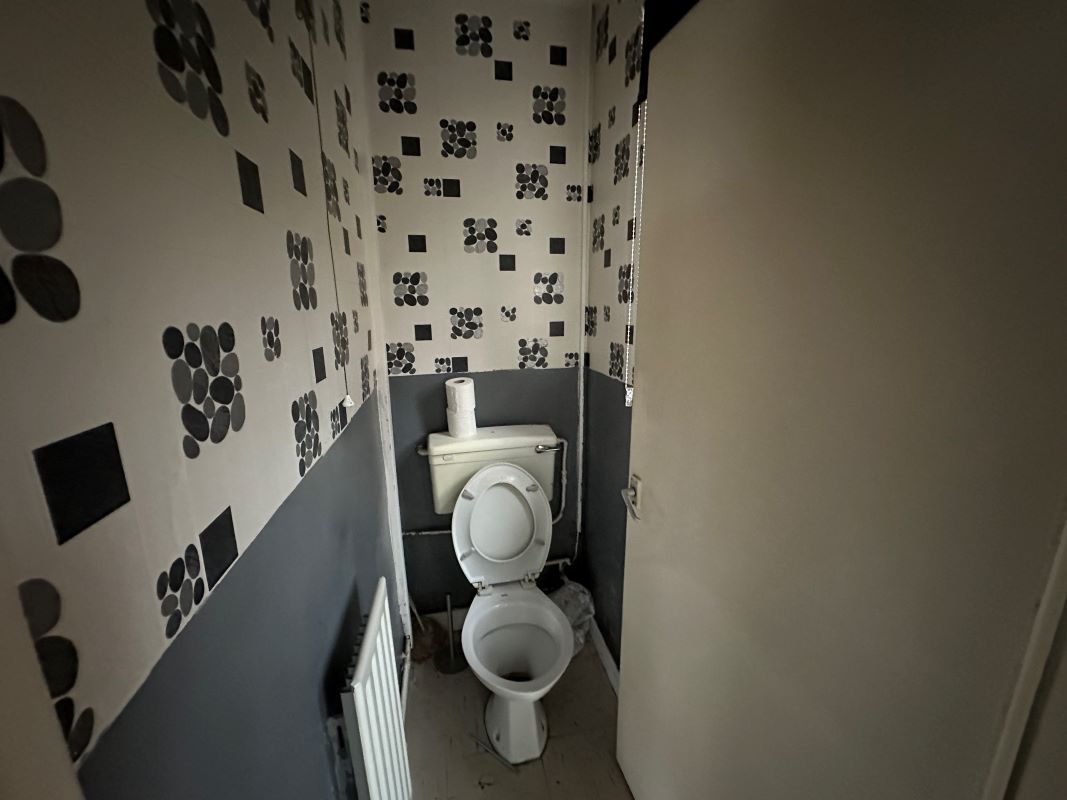 3 bedroom semi detached house in Dudley