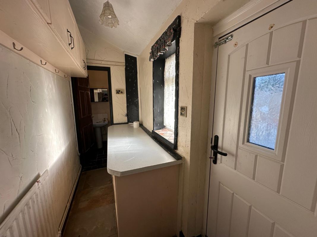 3 bedroom detached house in Brierley Hill