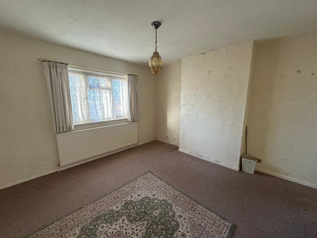 3 bedroom detached house in Brierley Hill