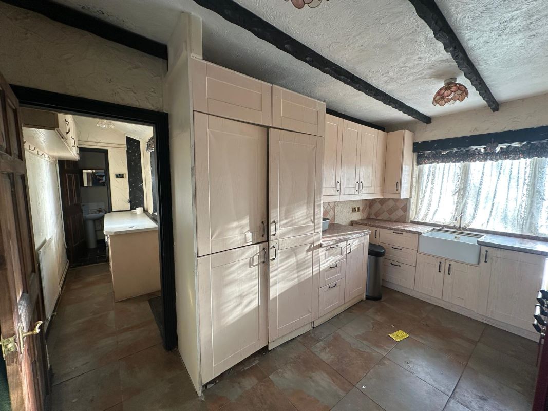 3 bedroom detached house in Brierley Hill