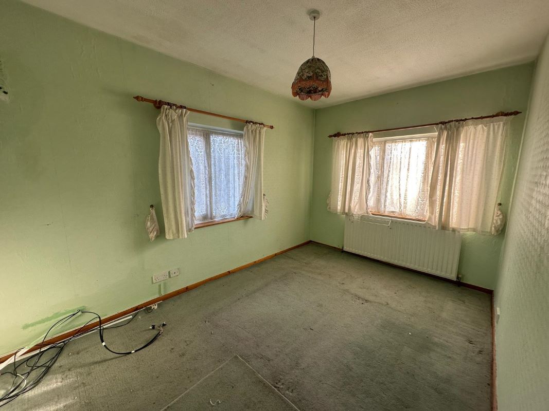 3 bedroom detached house in Brierley Hill