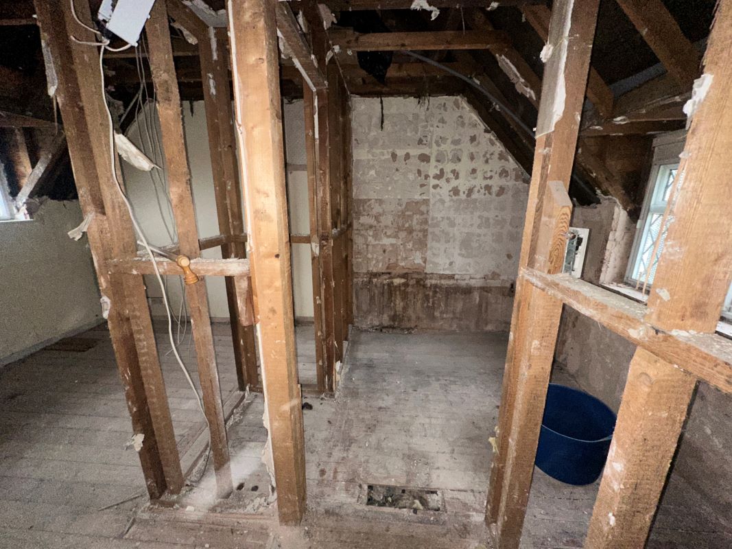 3 bedroom semi detached house in Solihull 