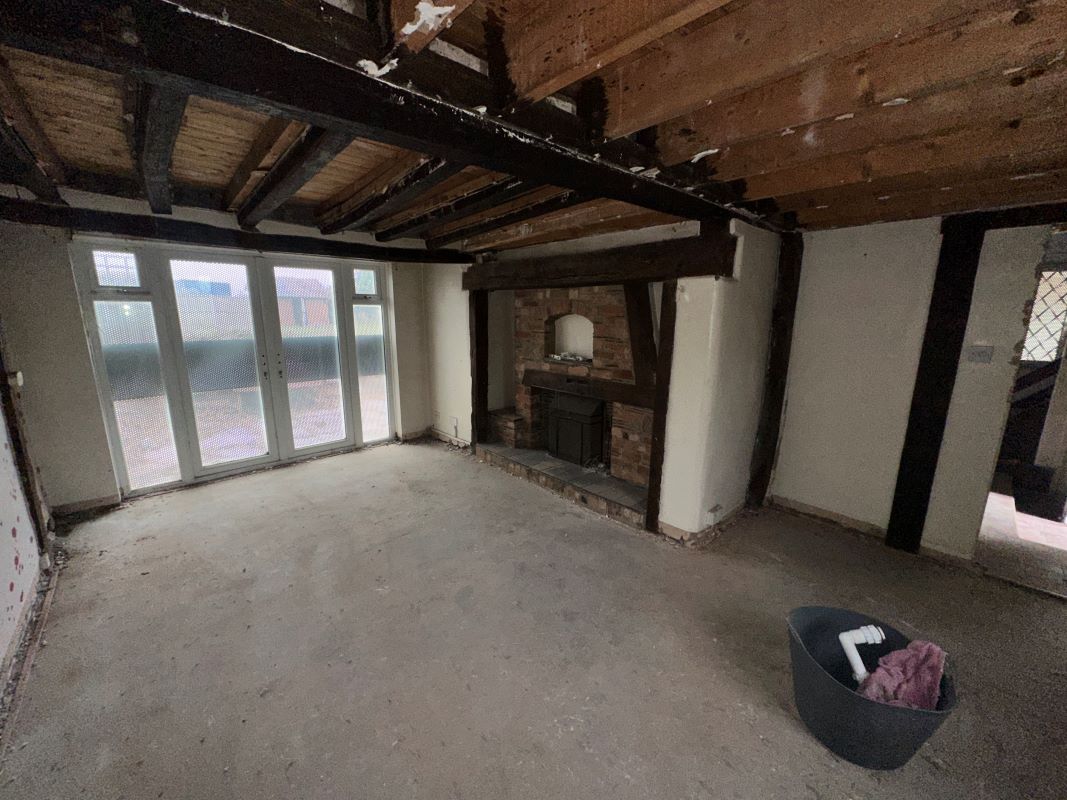 3 bedroom semi detached house in Solihull 