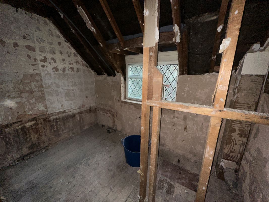 3 bedroom semi detached house in Solihull 