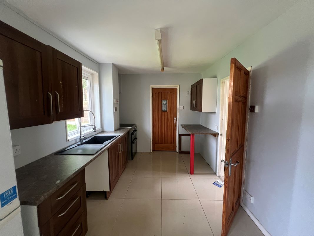 3 bedroom semi detached house in Wolverhampton