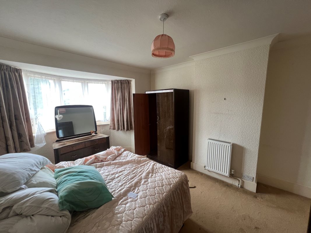 3 bedroom semi detached property in Walsall