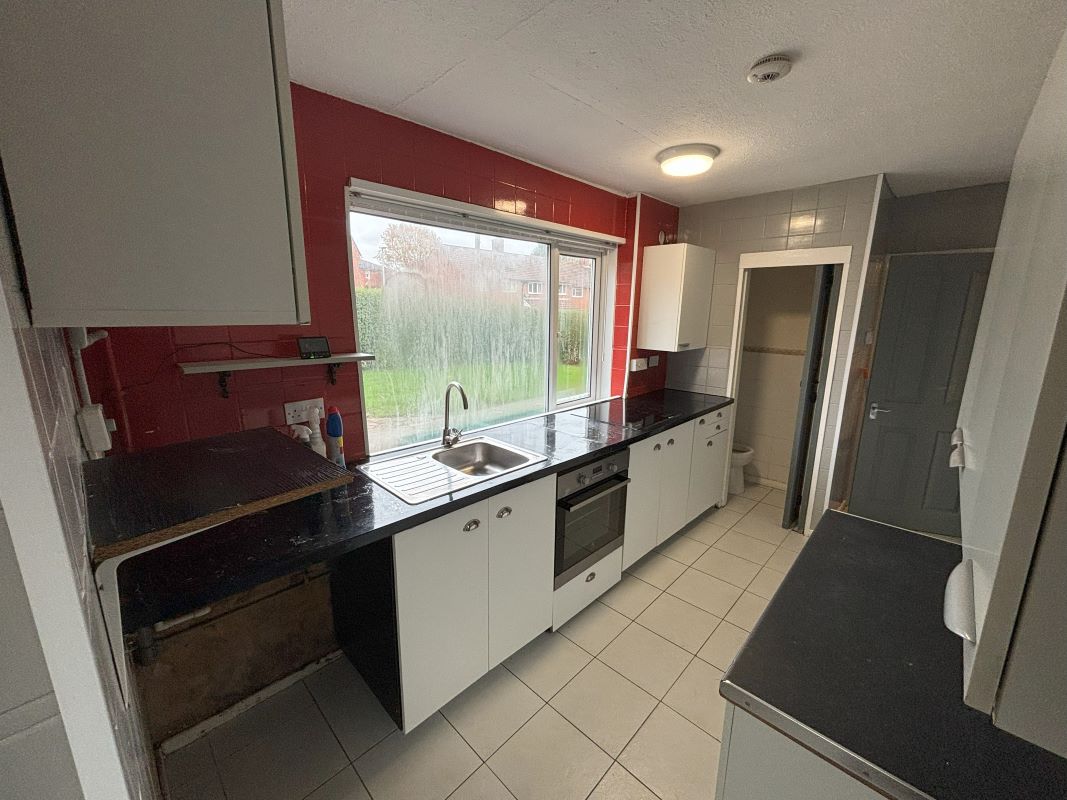 3 bedroom semi detached house in Birmingham 