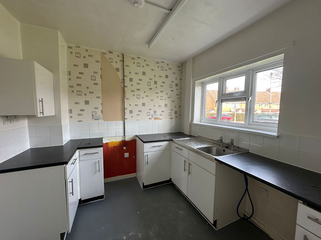 3 bedroom end terraced house in Walsall