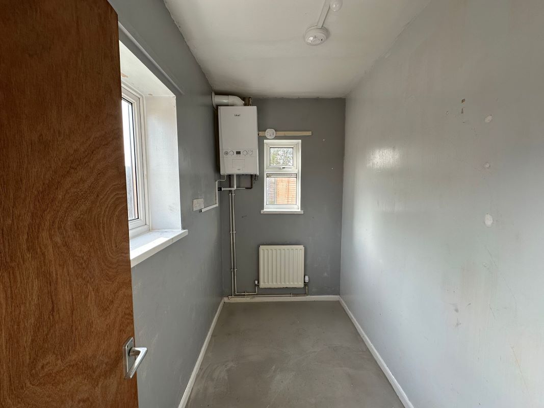 3 bedroom end terraced house in Walsall