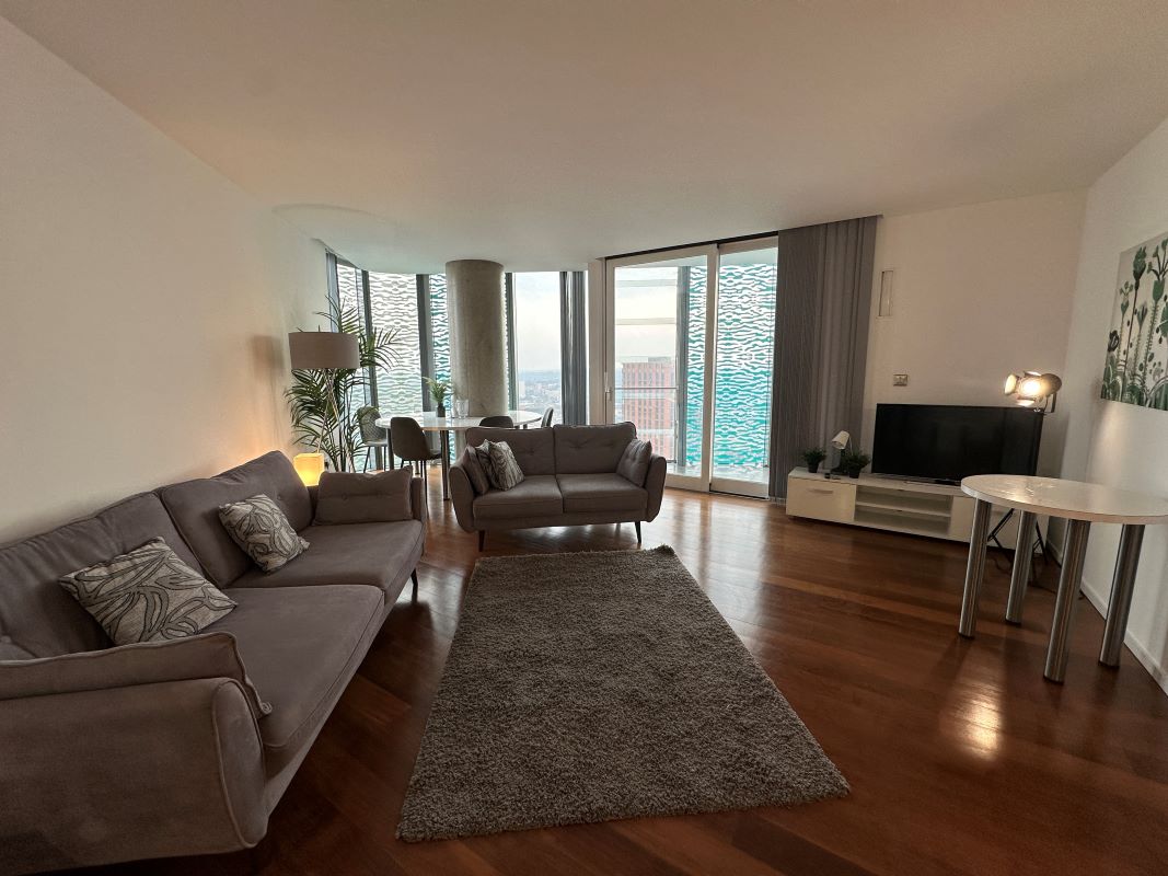 3 bedroom apartment in Birmingham 