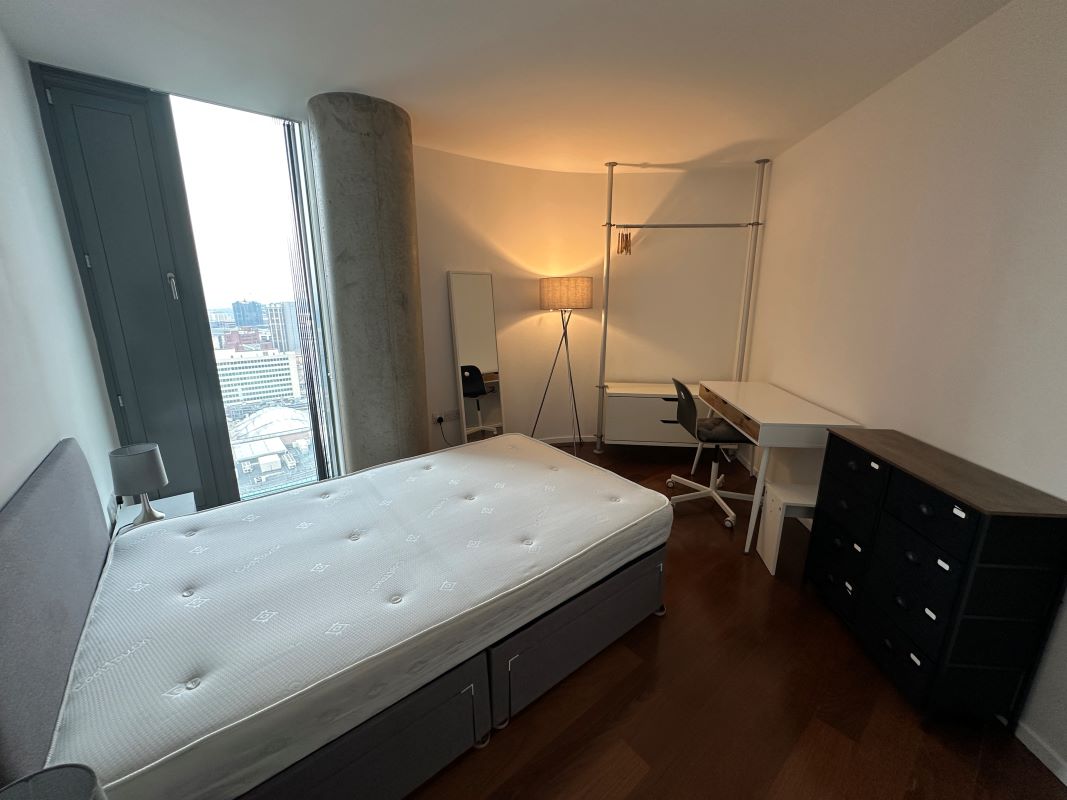 3 bedroom apartment in Birmingham 