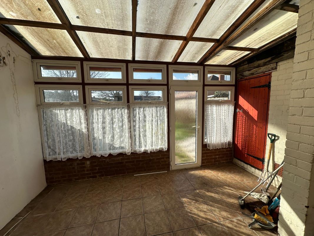 3 bedroom mid terraced house in Coventry 