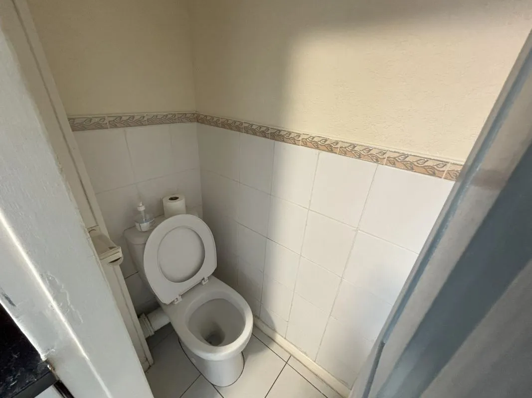 3 bedroom semi detached house in Birmingham 