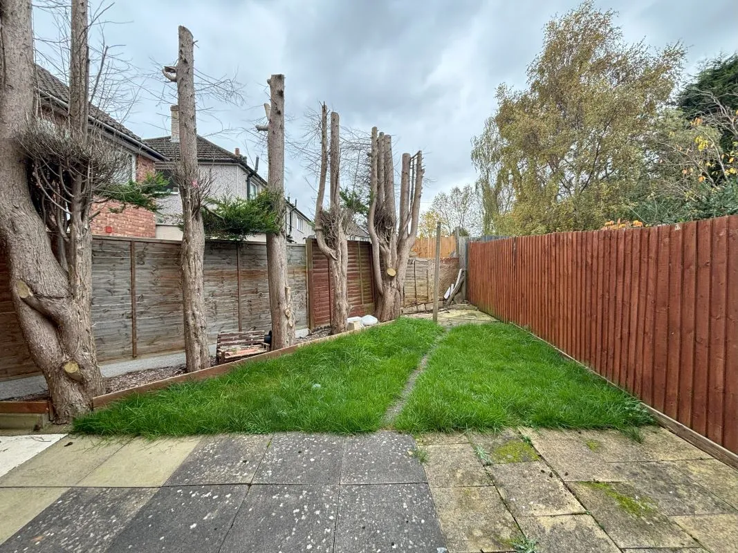 3 bedroom semi detached house in Birmingham 