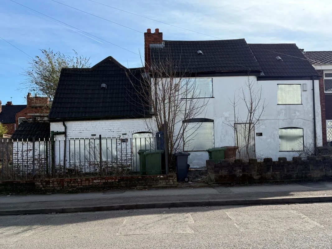 A pair of of semi detached houses in Willenhall