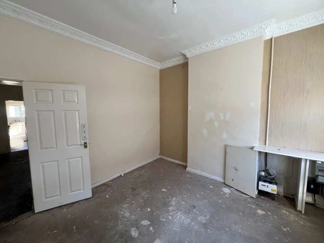 3 bedroom end terraced house in Walsall