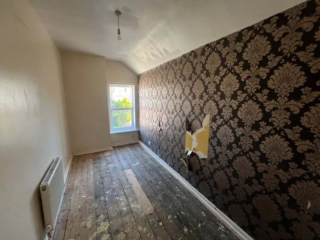 3 bedroom end terraced house in Walsall