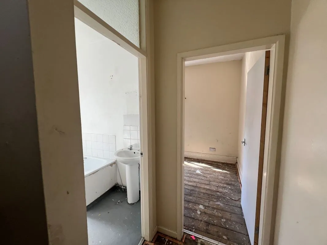 3 bedroom end terraced house in Walsall