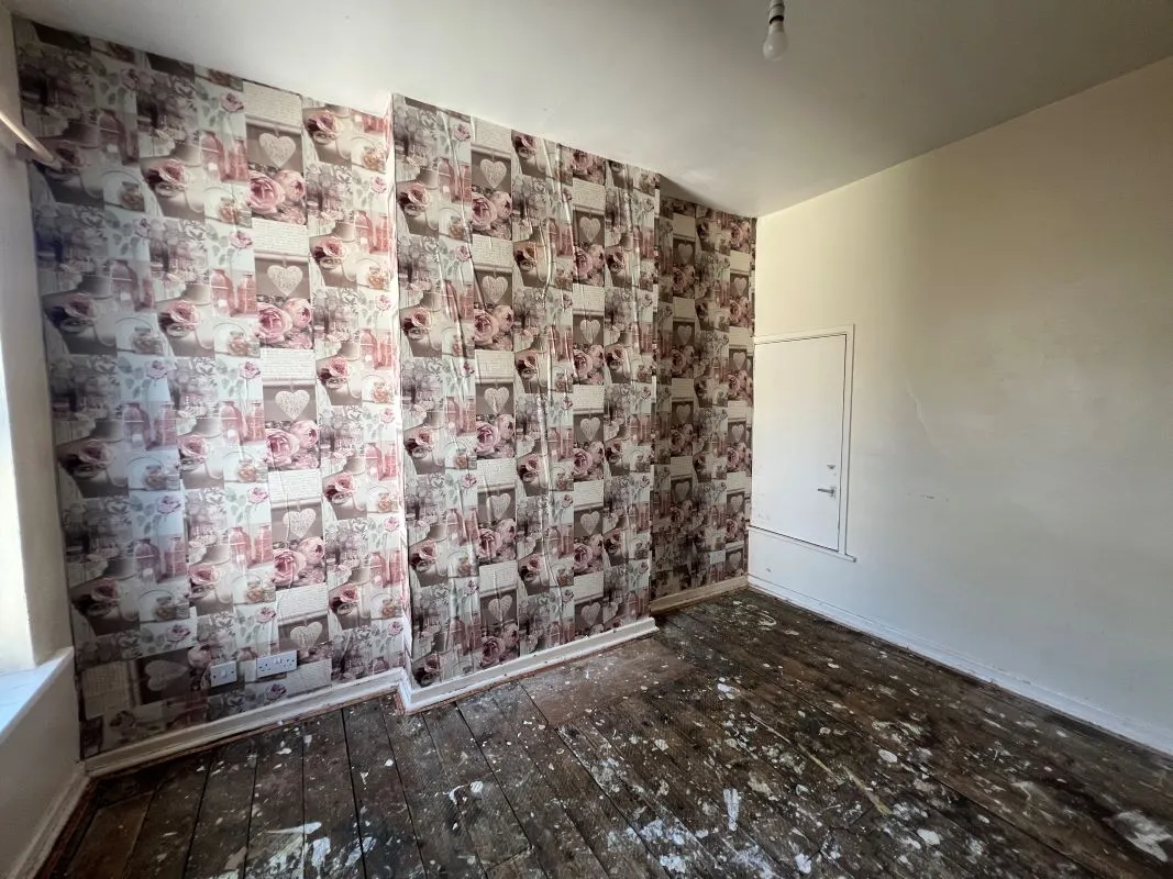 3 bedroom end terraced house in Walsall