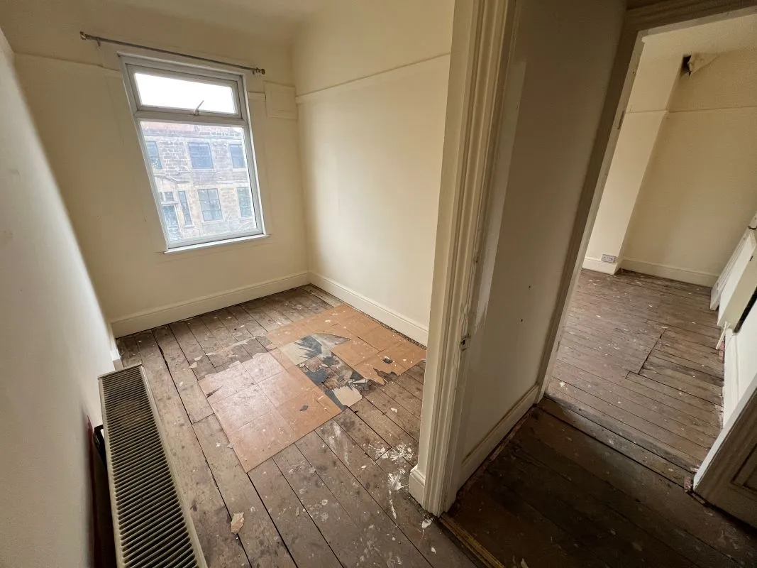 3 bedroom semi detached house in Tipton