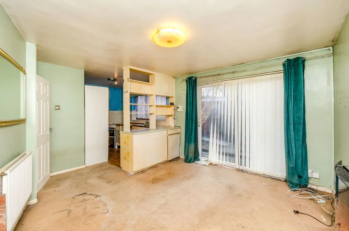 2 bedroom maisonette in Walsall