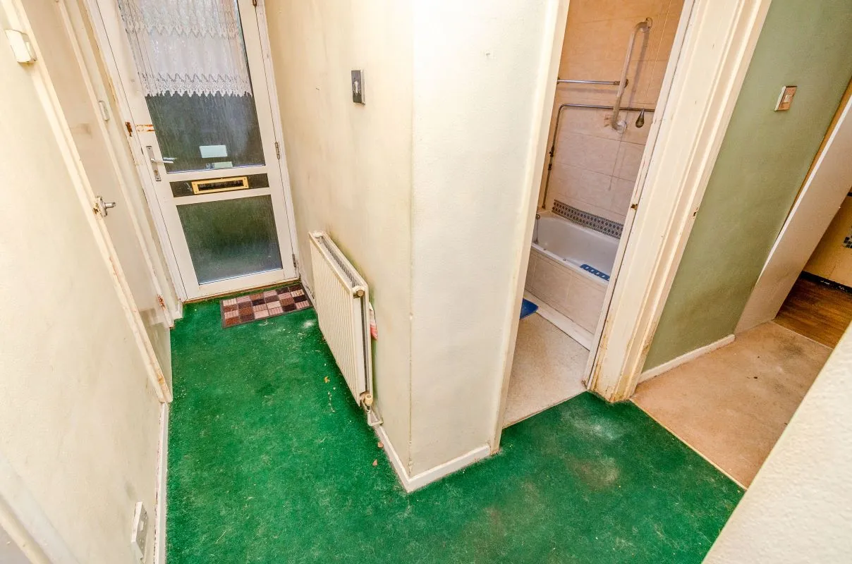 2 bedroom maisonette in Walsall
