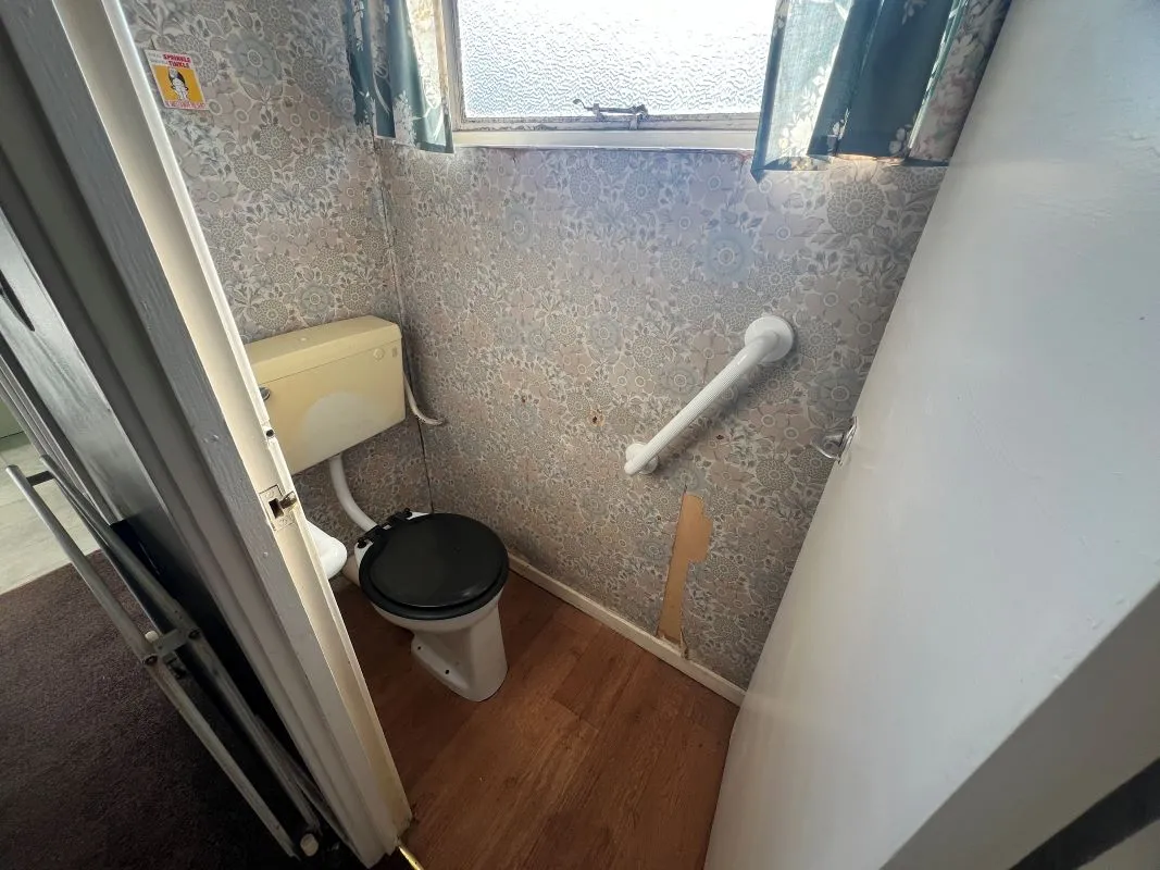 3 bedroom double fronted mid terraced house in Birmingham 