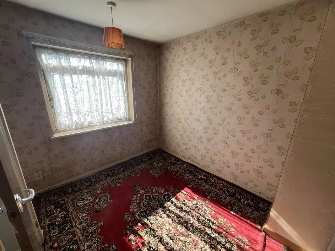 3 bedroom double fronted mid terraced house in Birmingham 