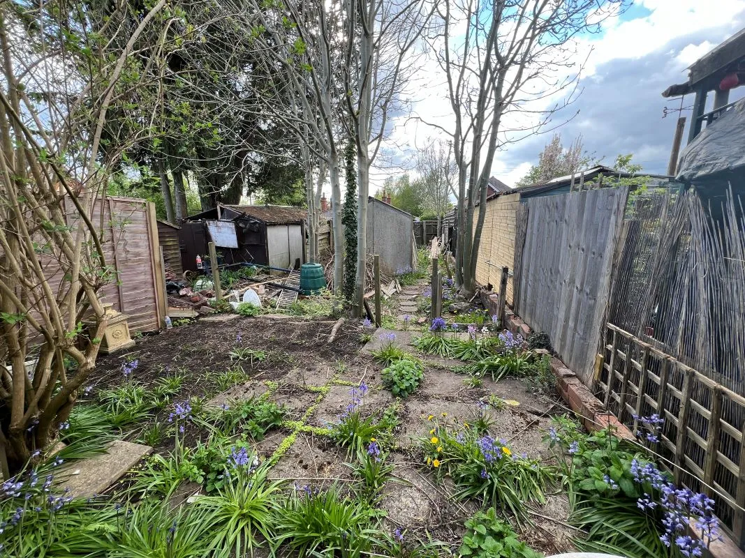 2 bedroom mid terraced house in Bromsgrove